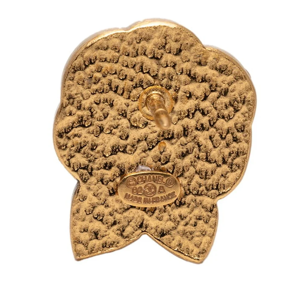 CHANEL elegant camellia